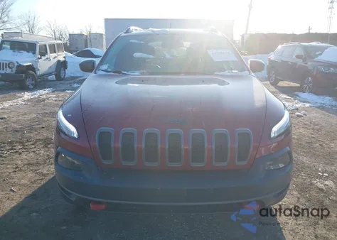 2015 Jeep Cherokee Trailhawk from USA, damaged, VIN 1C4PJMBS3FW738432